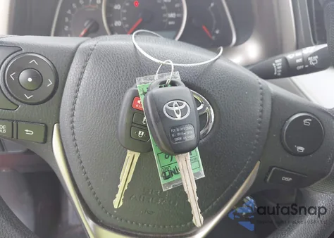 2013 Toyota Rav4 Le из США, поврежденный, VIN JTMZFREV2DD024880